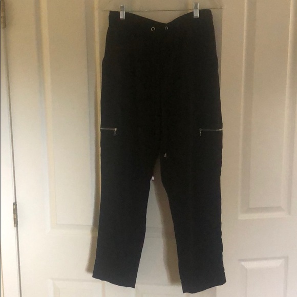 Express-jogger pants with zippered pockets - Picture 2 of 4